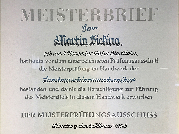 Martin Sicking schließt die Meisterschule ab Meisterbrief von Martin Sicking