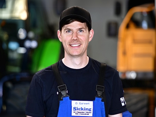 Ein Mitarbeiter der Martin Sicking GmbH in Stadtlohn